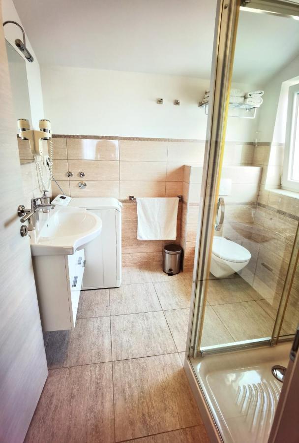 Guesthouse Olei Малинска Экстерьер фото