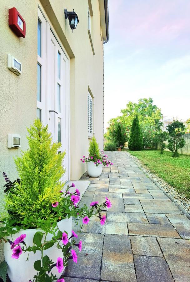 Guesthouse Olei Малинска Экстерьер фото