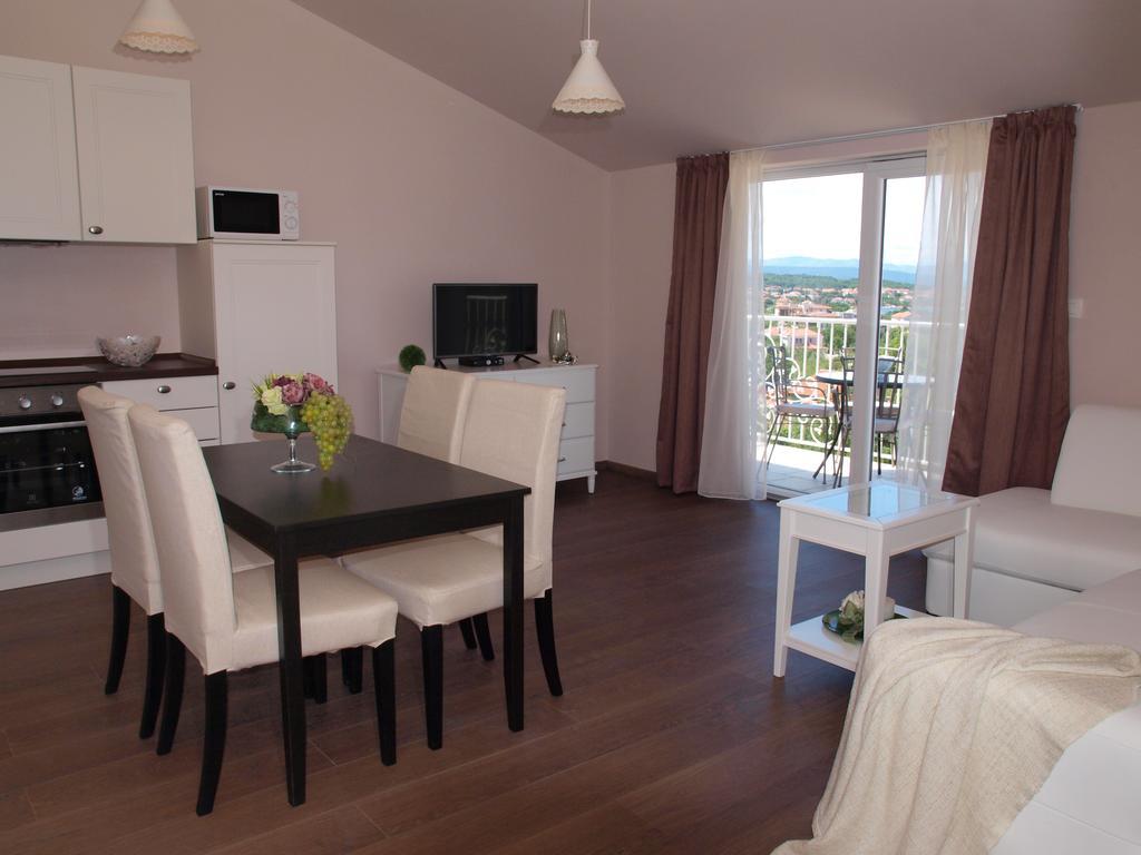 Guesthouse Olei Малинска Экстерьер фото