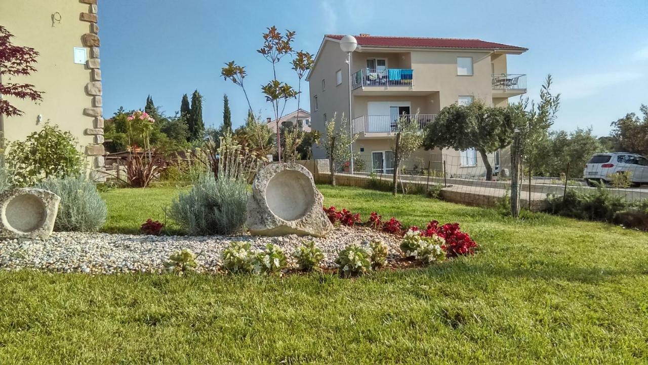 Guesthouse Olei Малинска Экстерьер фото