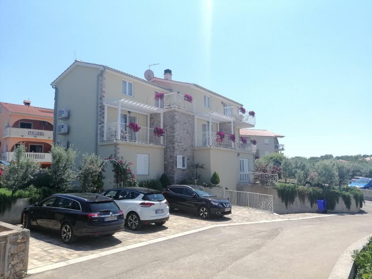Guesthouse Olei Малинска Экстерьер фото